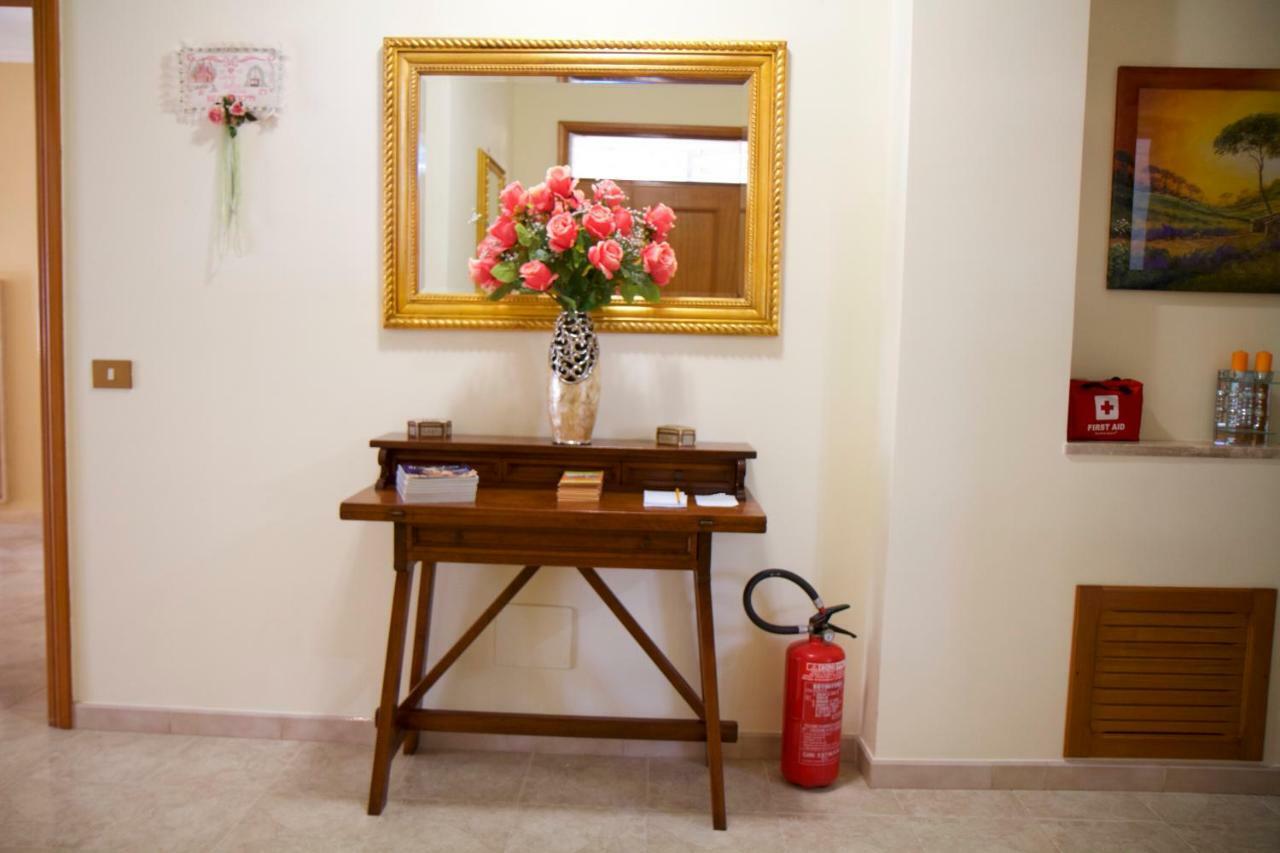 Domus Palombi Apartment ลาดิสโปลี ภายนอก รูปภาพ